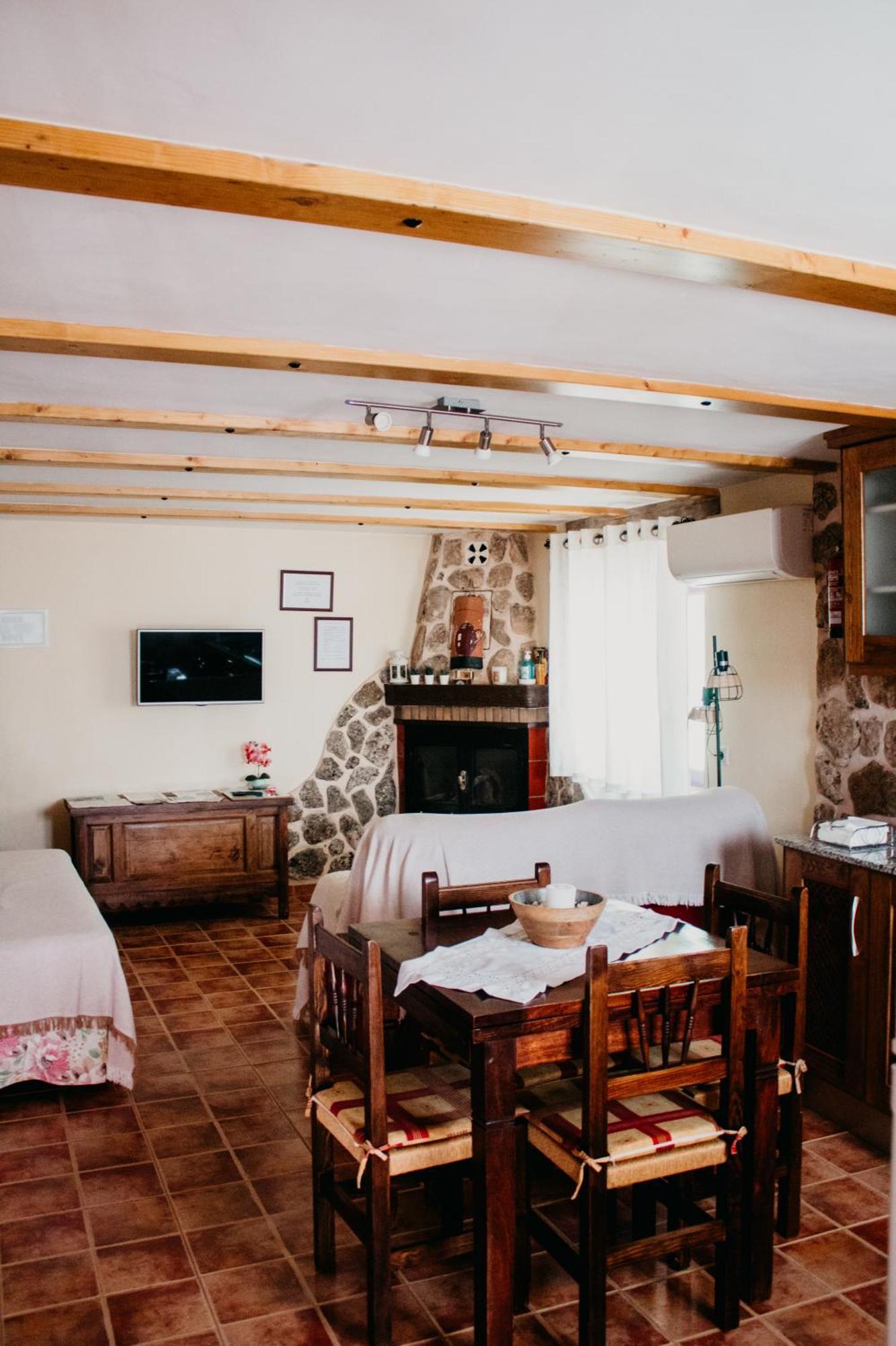 Apartamentos El Callejon Riopar Luaran gambar