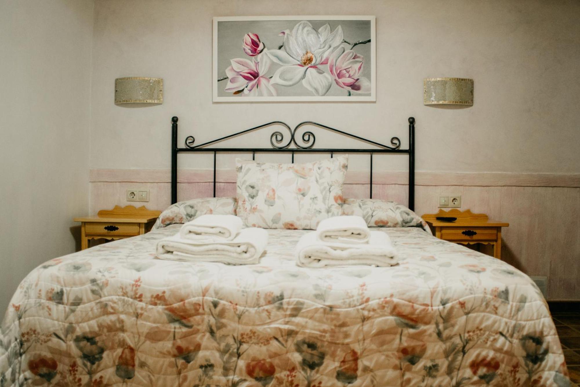 Apartamentos El Callejon Riopar Luaran gambar