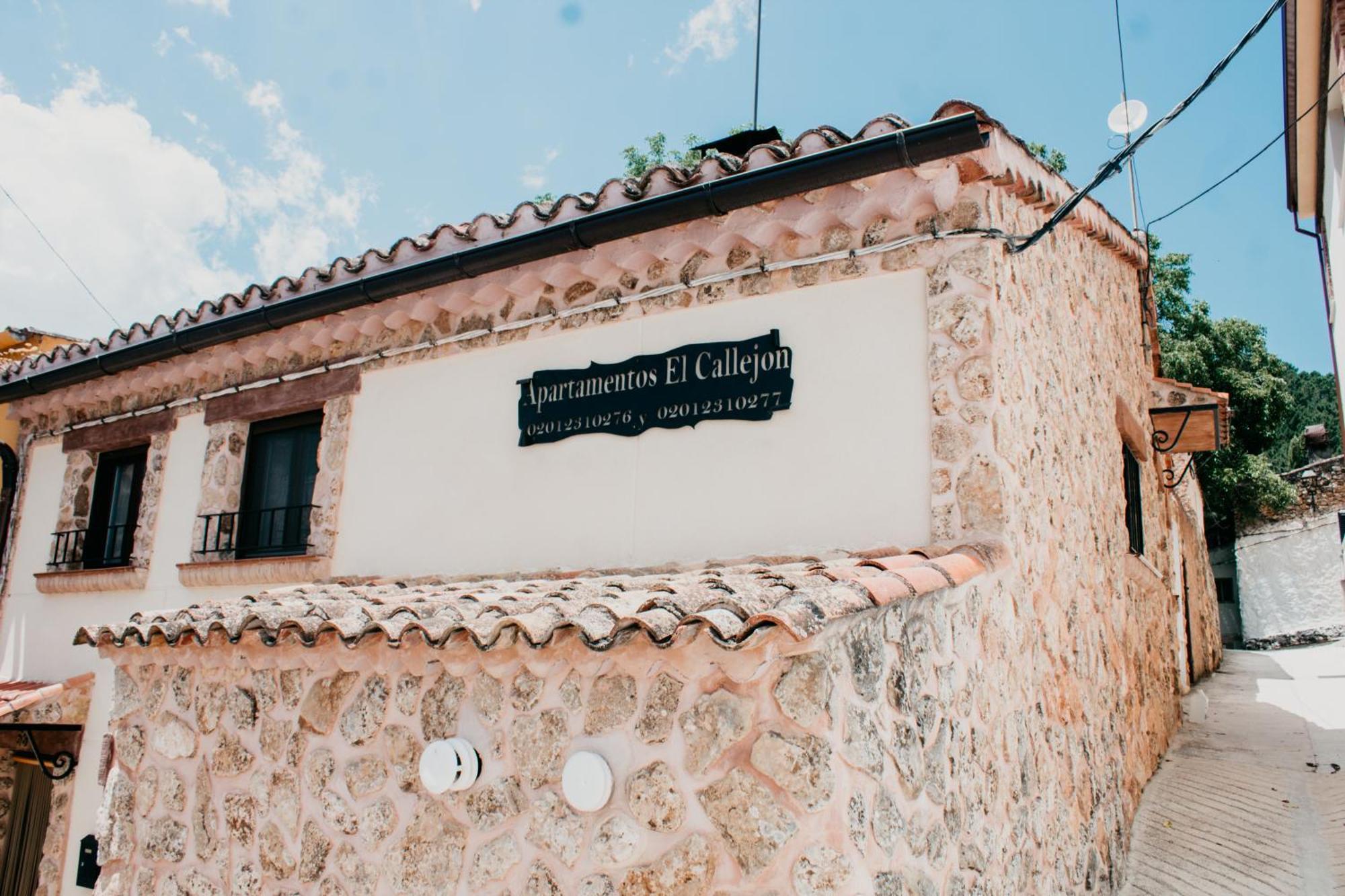 Apartamentos El Callejon Riopar Luaran gambar
